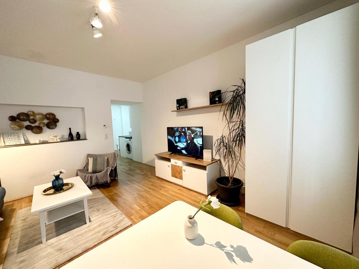 Book-A-Room Panda-Apartments Wien Exteriör bild