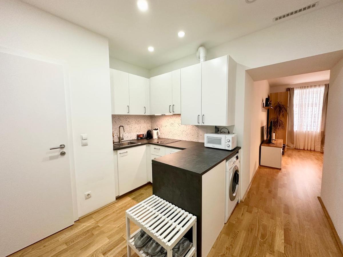 Book-A-Room Panda-Apartments Wien Exteriör bild